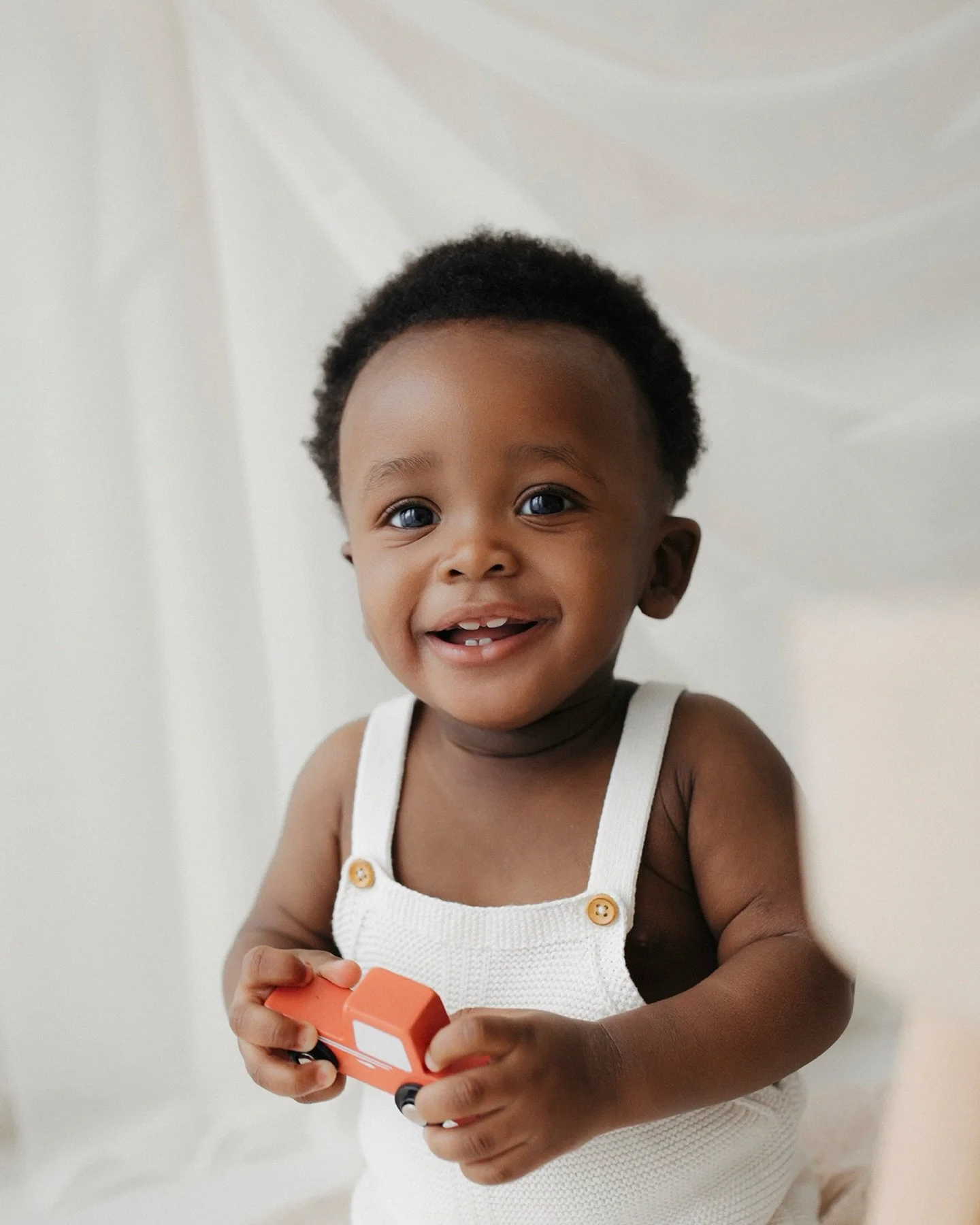 When a teeny baby return to the studio a few short months later with big beautiful eyes like these&hellip; I&rsquo;m melting guys &hearts;️🥹