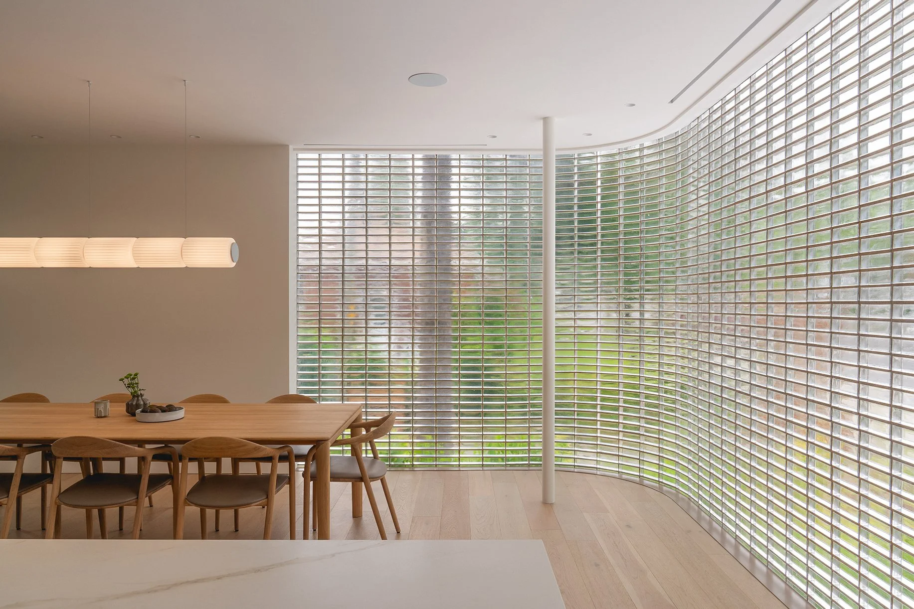 architecture-interior-contemporary-minimalist-design-dining-table-glass-bricks-wood.jpg