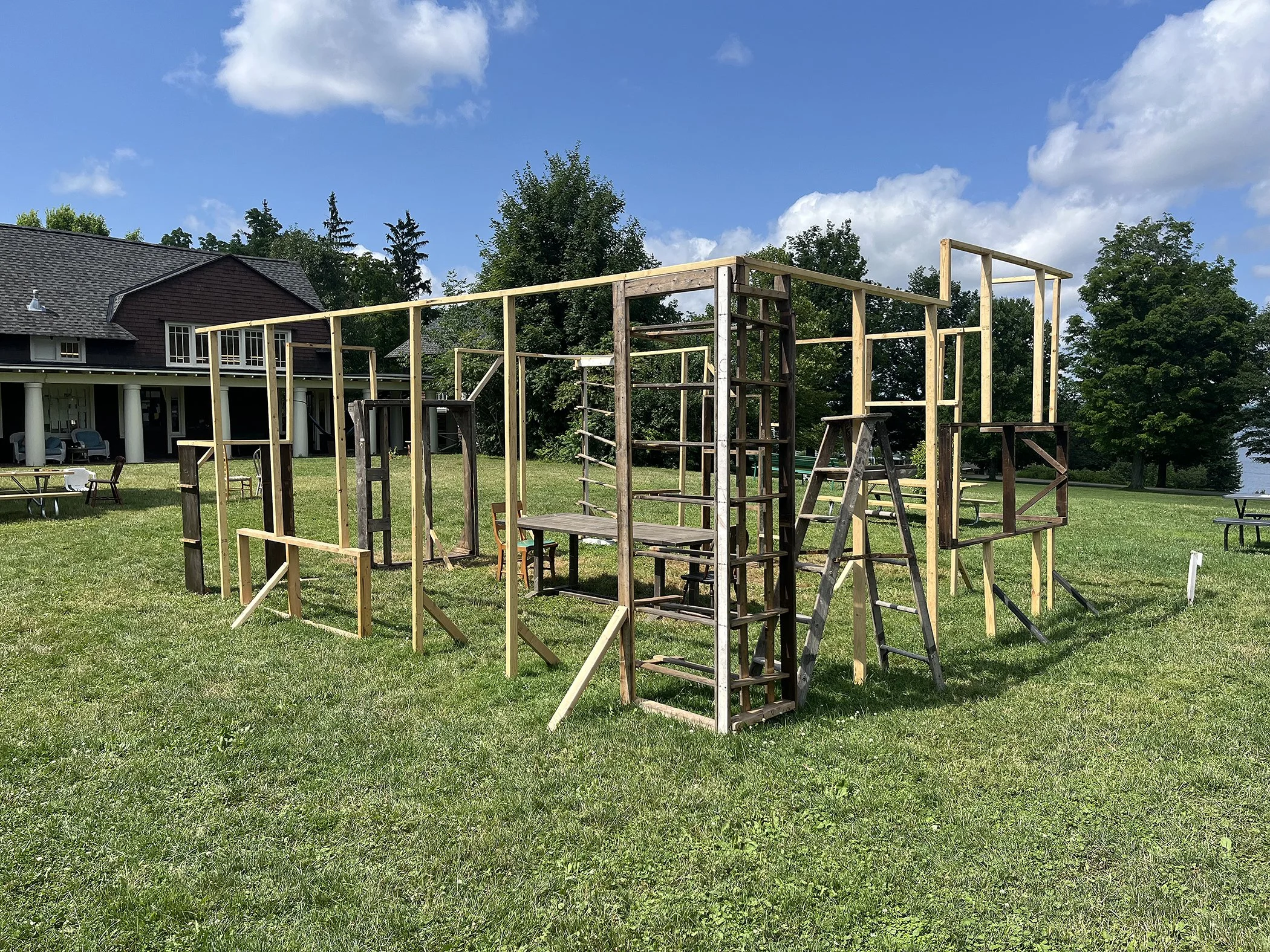 6_Temporary Adage- The Structure In collaboration with Josue Bessiake.jpg
