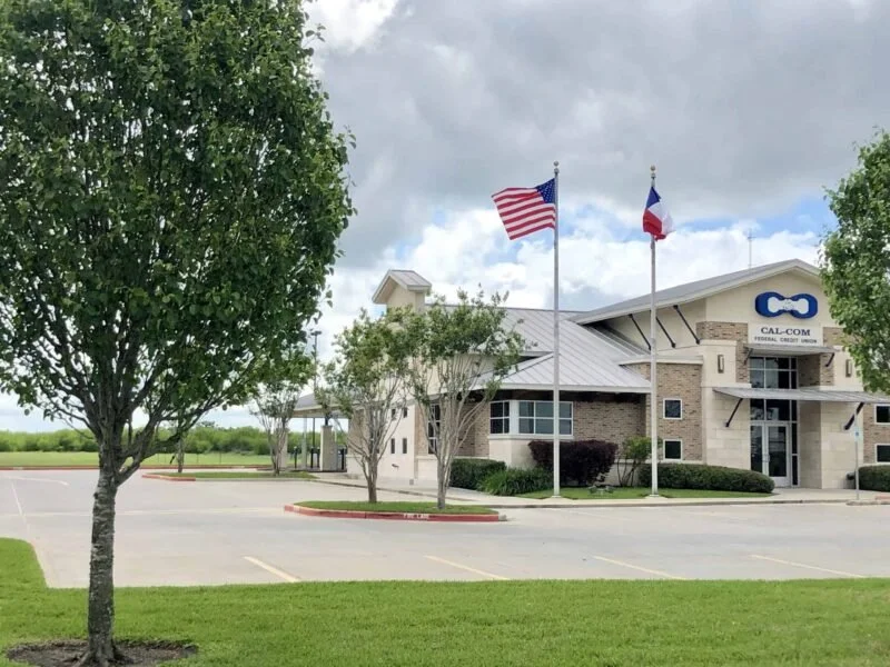 Victoria Cal-Com Bank