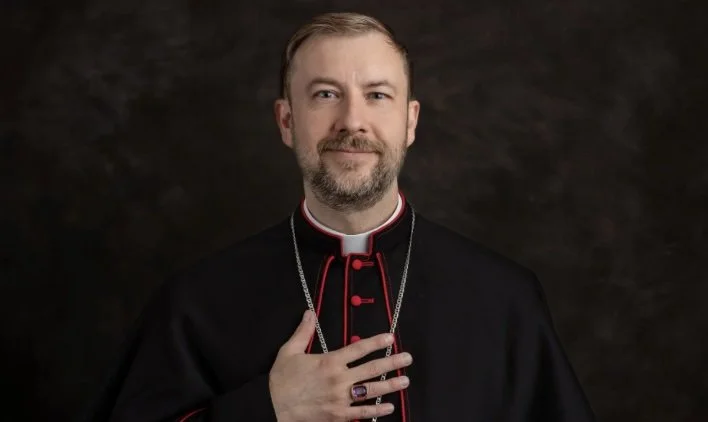 Meet Bishop Thomas Hennen