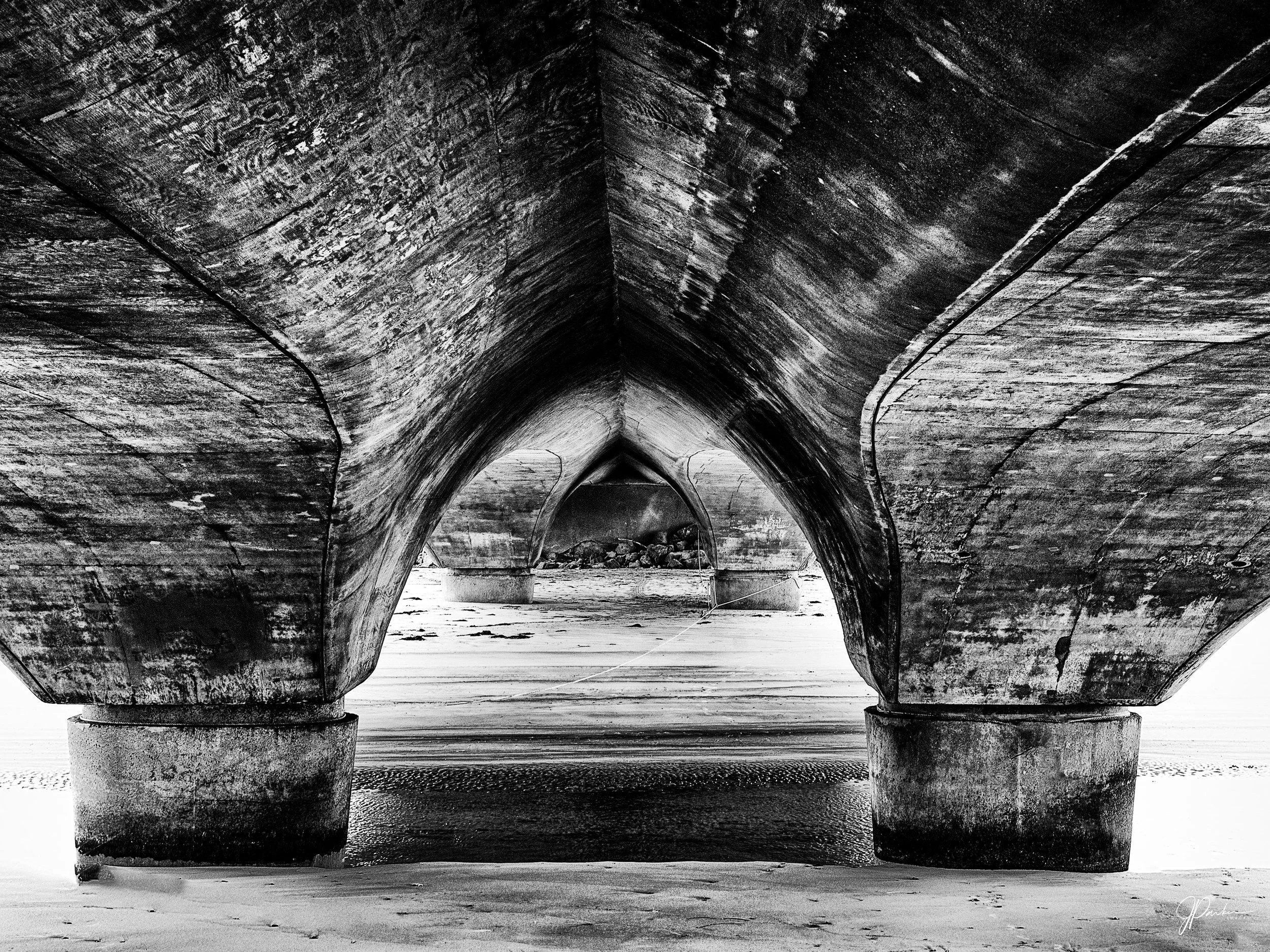 Del Mar Beach underpass.jpg