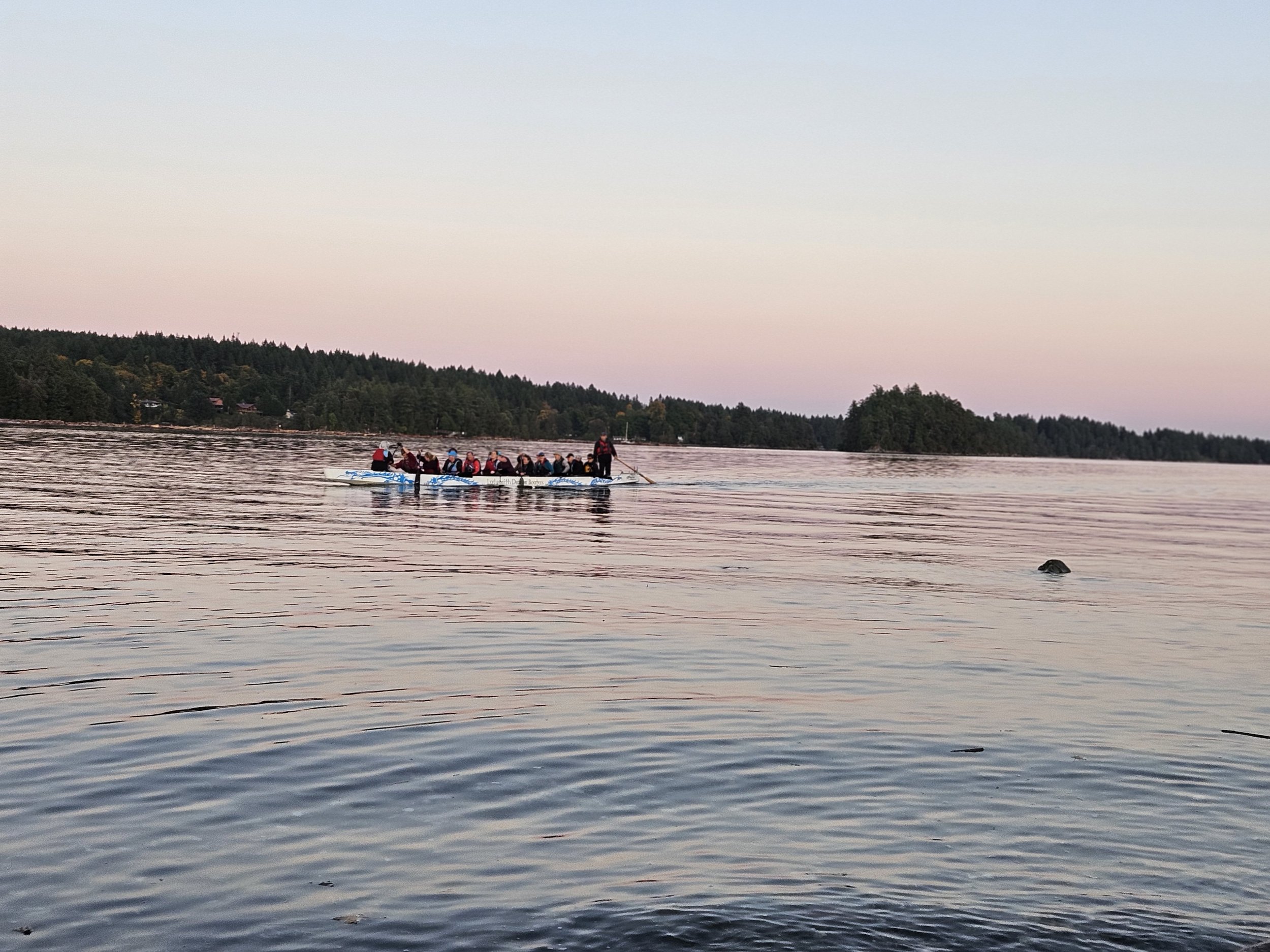 October 11, 2023 | Last evening paddle of the season in the waters off Slack Point