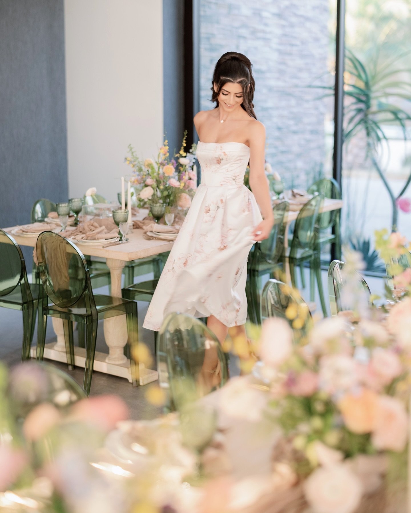 LOVE is in full bloom 🩷🧡💛💚 this summer engagement party was so divine just like our bride to be #justengaged #engagementphotos 

Photography @weddingstoryla 
Catering @ladybugz_inc
Florals @gardenflowersandevents 
Cake @cakerybyknarik
Rentals @ev