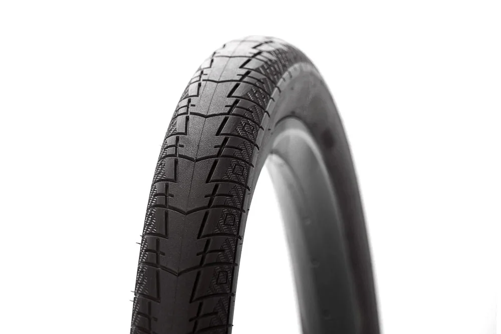 THEORY_METHOD_TIRE_BLACK_DETAIL_SM.webp