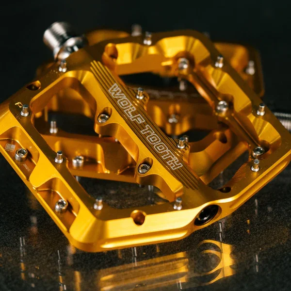 Wolf Tooth Waveform Platform Pedals