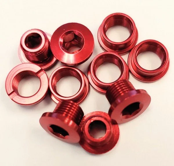 MCS_ALLOY_CHAINRING_BOLT_RED.600.jpg