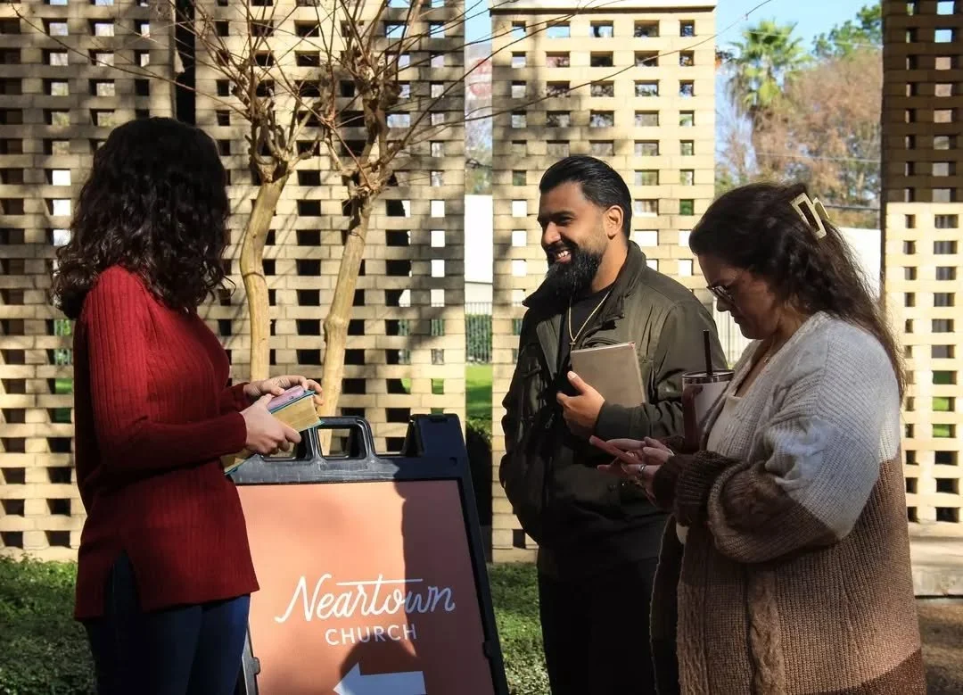 You&rsquo;re invited!

Join us tomorrow at 9am for worship. 🙌

#church #houstonchurch #worship #churchservice #houston