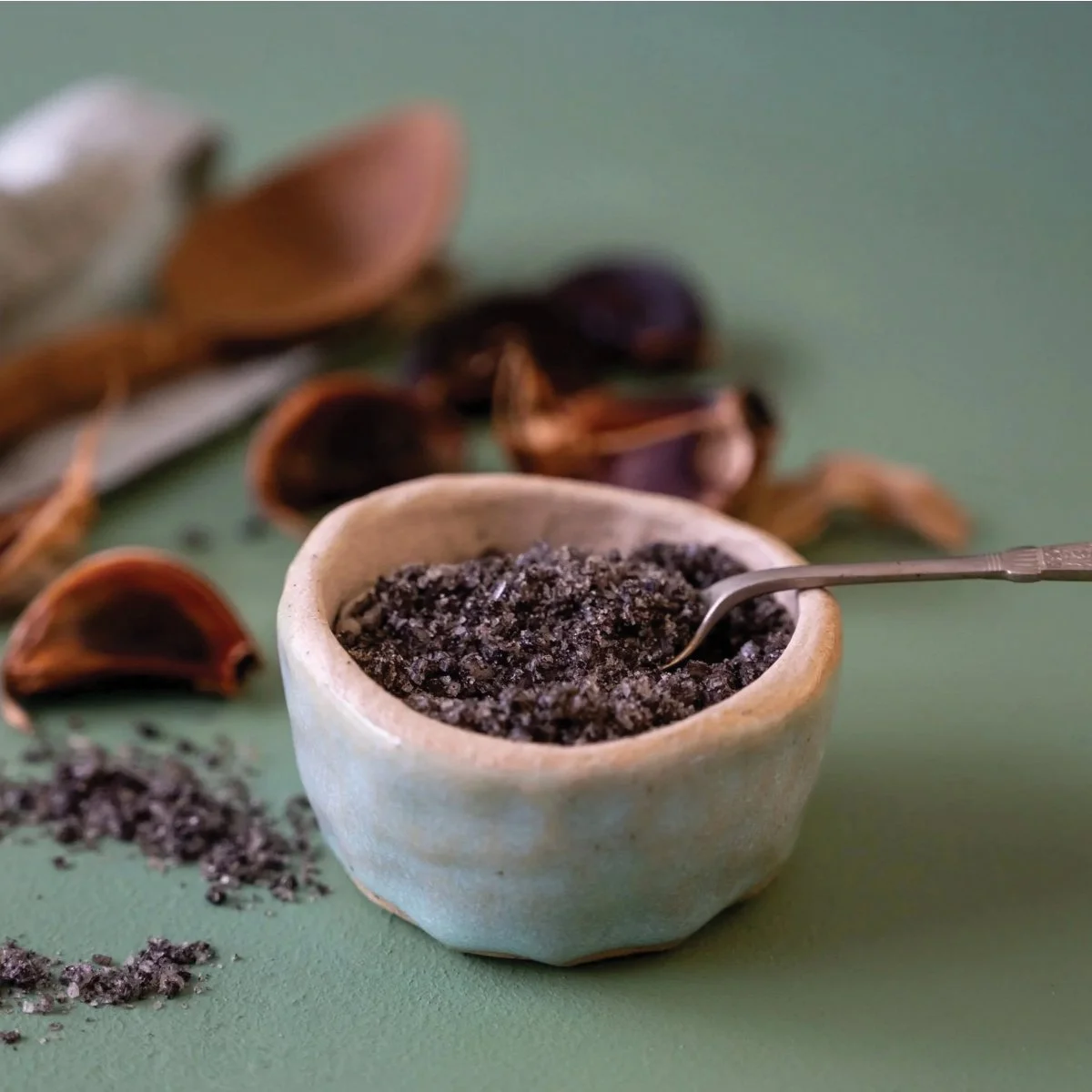 Opito-Bay-Salt-NZ-Black-Garlic-salt.jpg