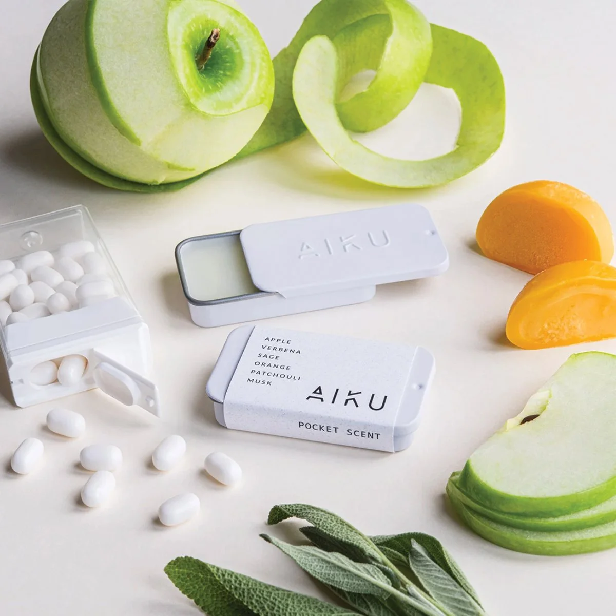 Aiku-Pocket-Scent-Whitek.jpg