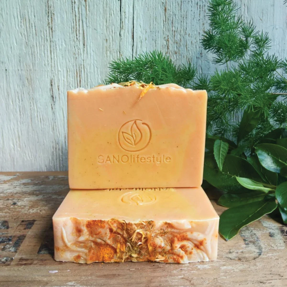 Sanolifestyle-artisan-soap-Lemongrass-tumeric-.jpg