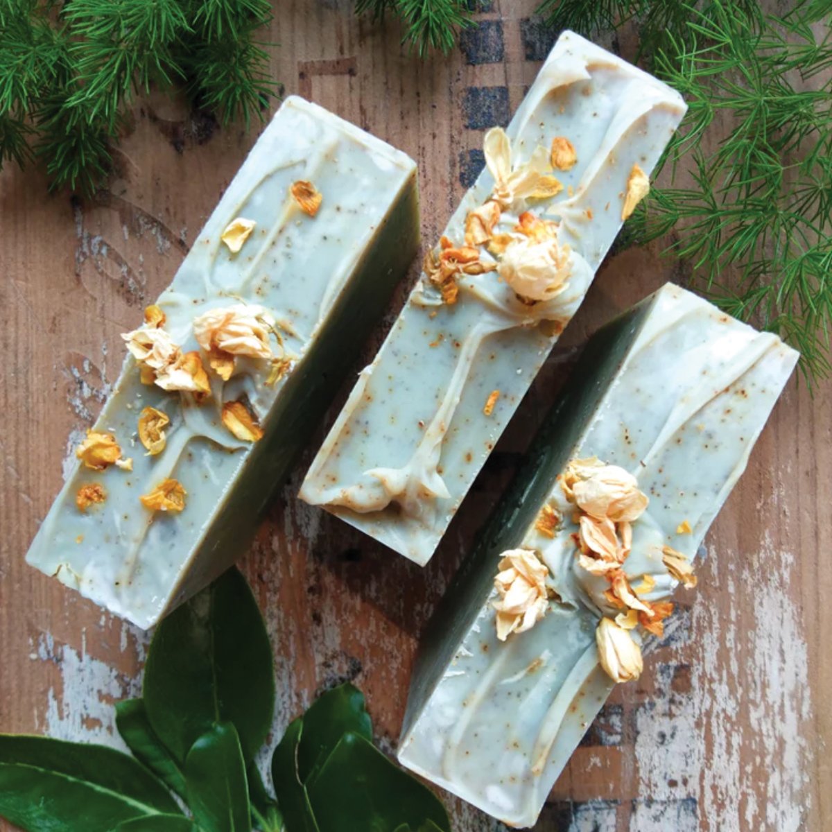 Sanolifestyle-artisan-soap-Mint-&-Patchouli-3.jpg
