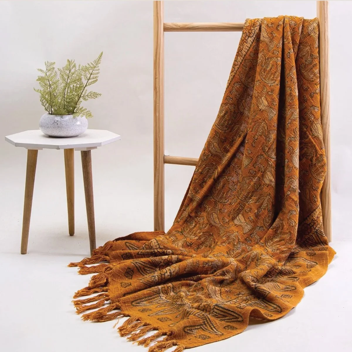 Dabu-throw-Birdie-rust.jpg