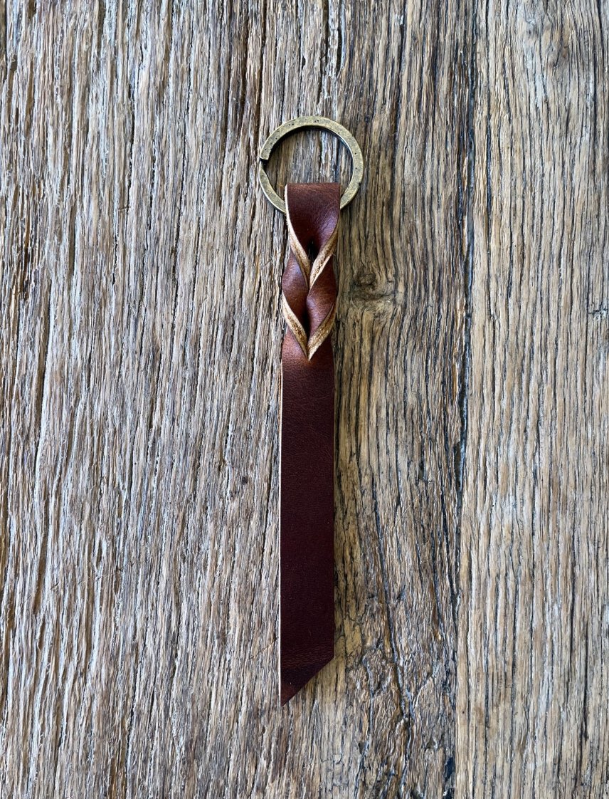 Provincial_LOMA_Leather Twist Key Fob.jpg