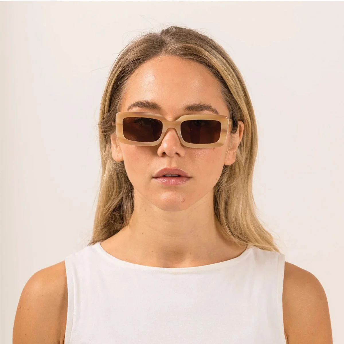 Sitto-Shades-Odessa--Honey.jpg