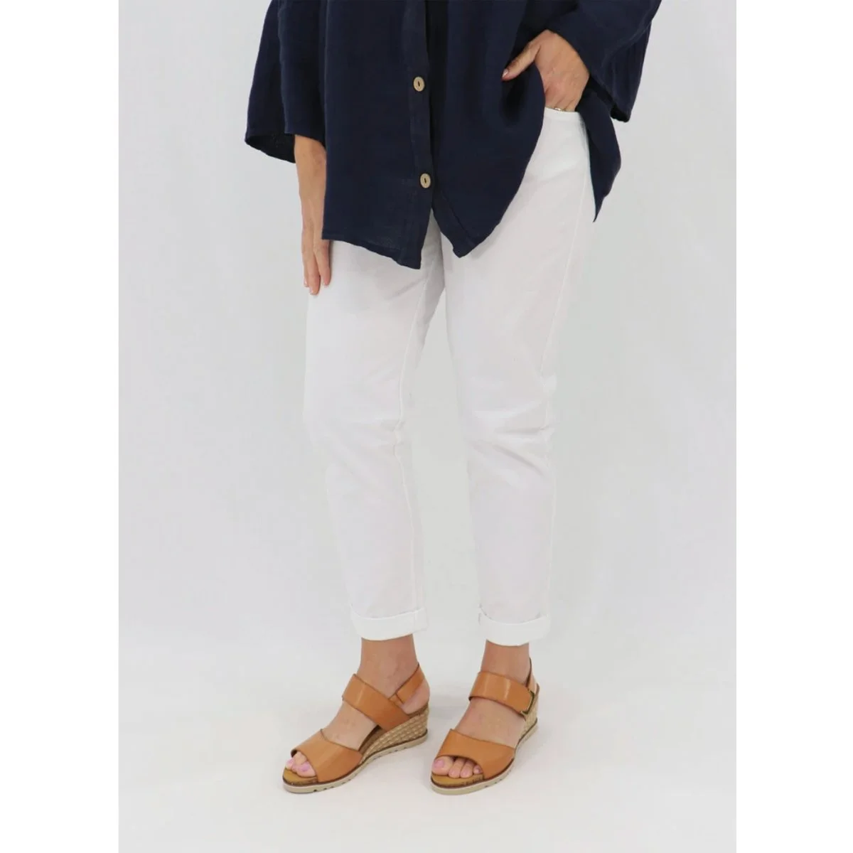 Delorus-Slim-Pant-White-Aida-Rose.jpg