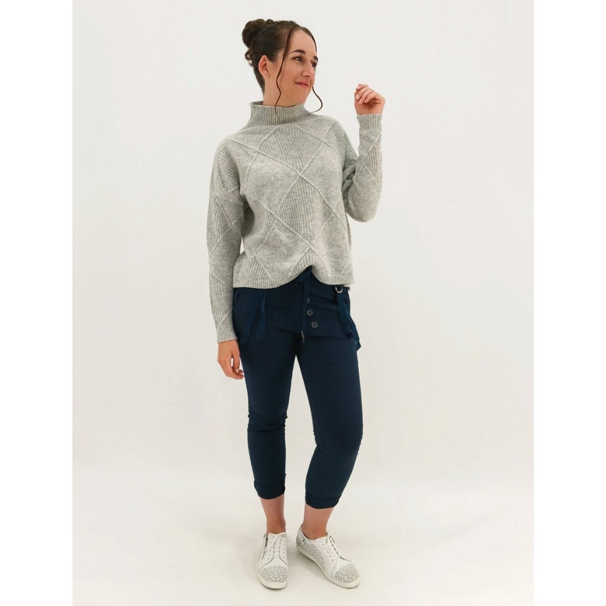 Carina-Casmere-Sweater-Aida-Rose.jpg