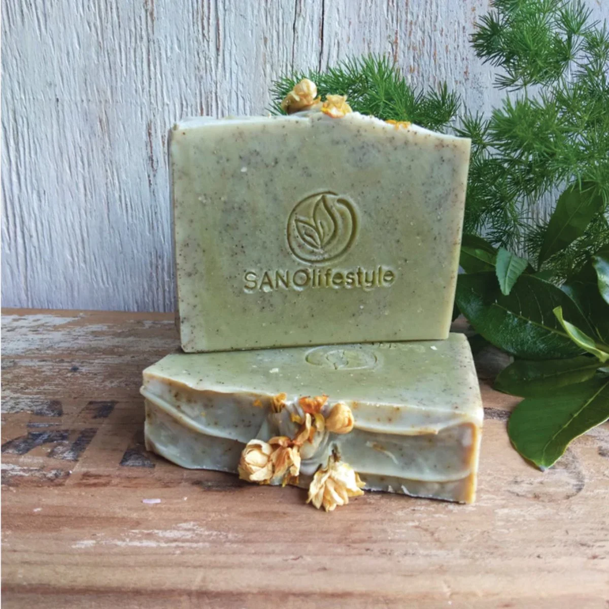Sanolifestyle-artisan-soap-Mint-&-Patchouli-.jpg