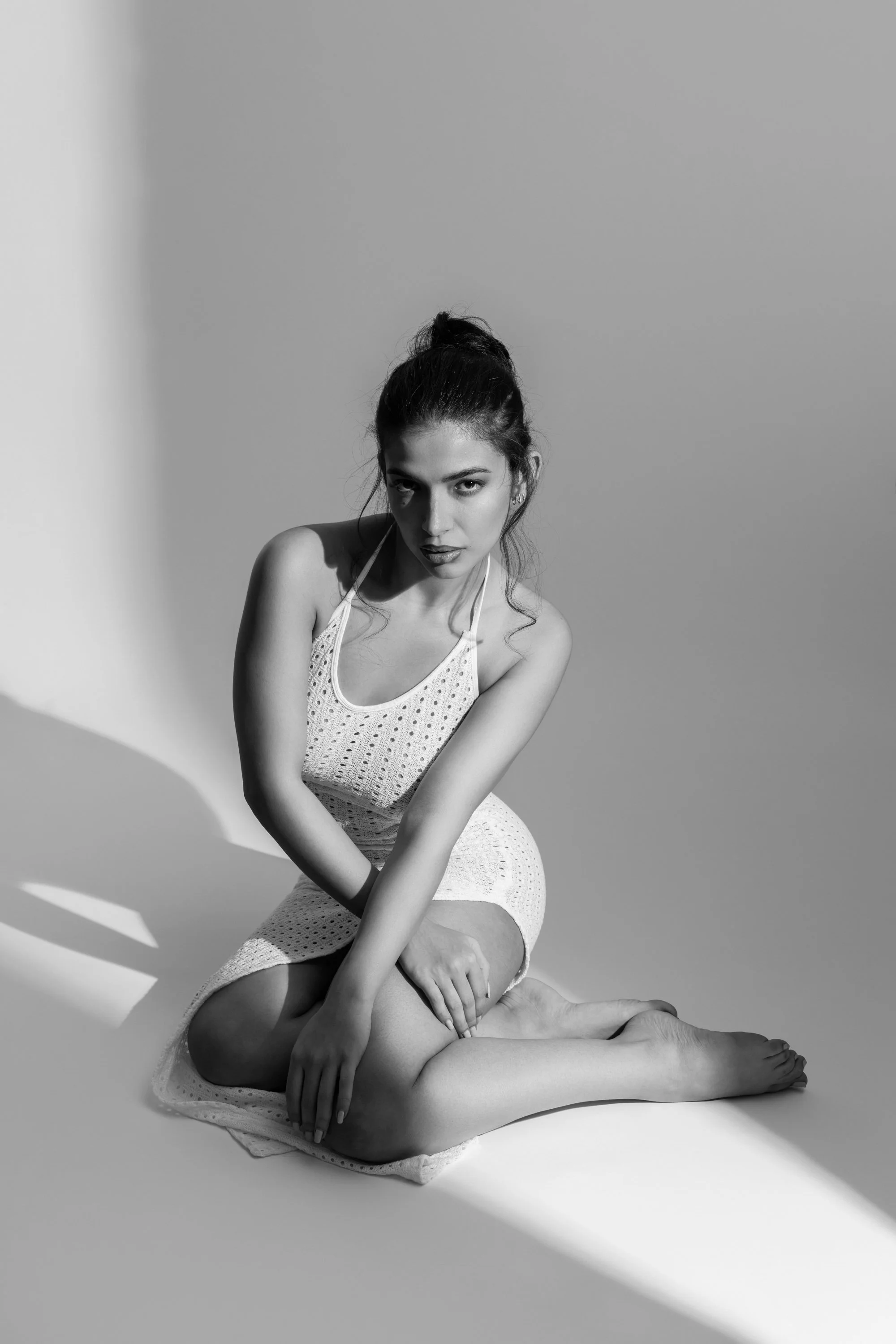 B&W