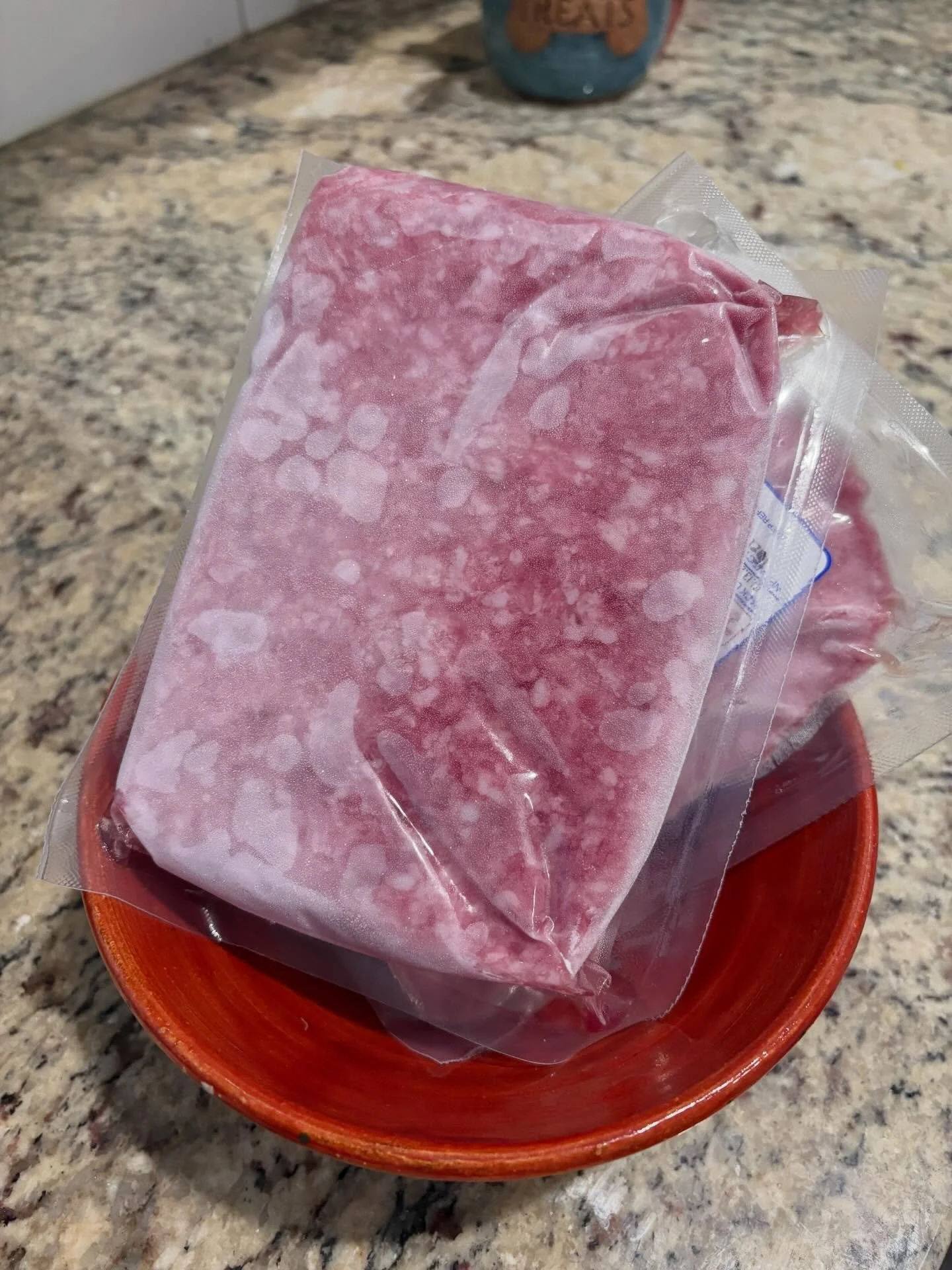 Time to make the Donuts! Pork &amp; Apple Dog Donuts on the production schedule. Reserve yours for market pick up or local delivery. Head to the website now&hellip; #dogdonuts #pork #apples #limitedingredientdogtreats #reserve