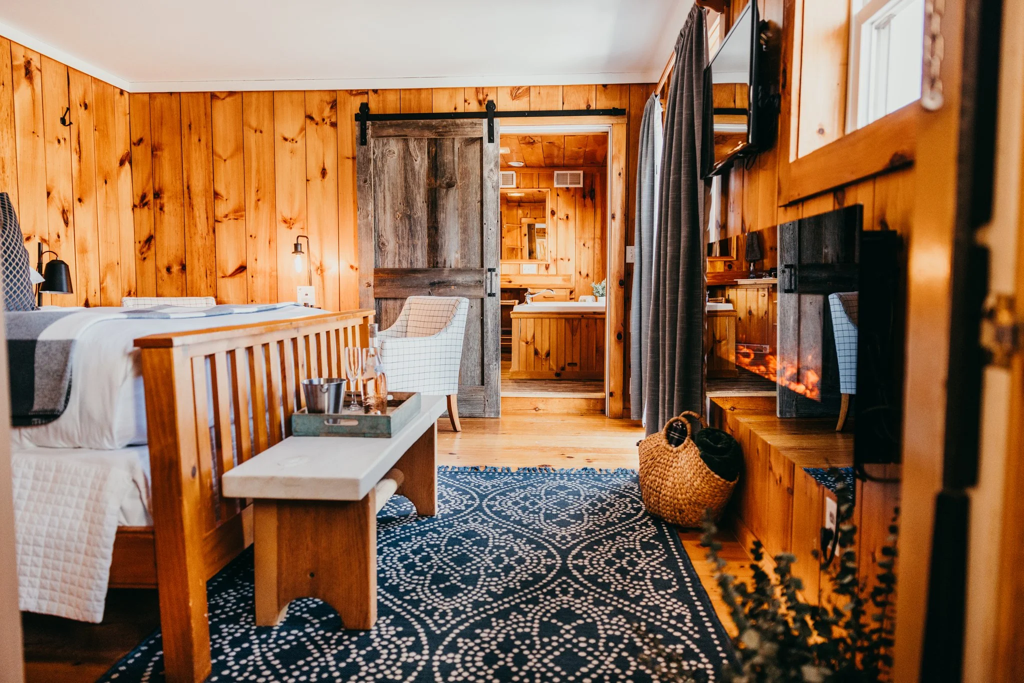 Bear Mountain inn #4-129_(2048).jpg