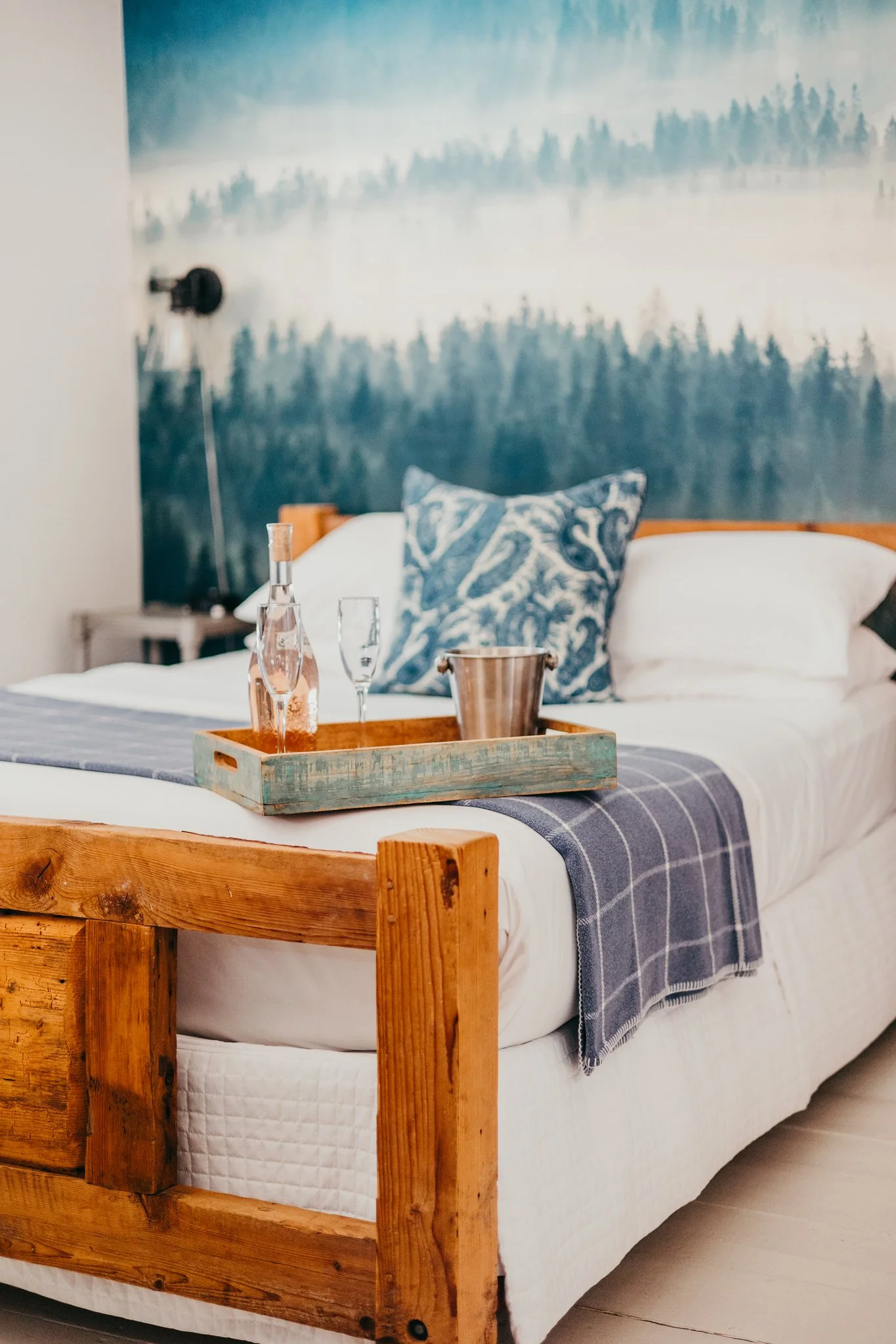 Bear mountain inn rooms-26_(2048).jpg