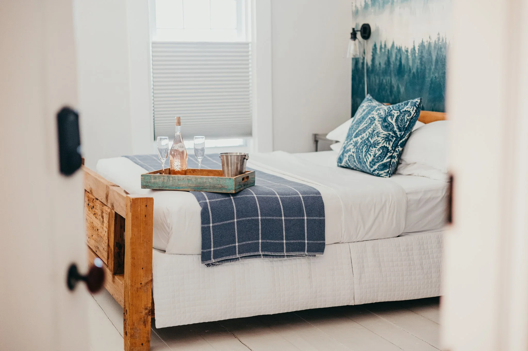 Bear mountain inn rooms-25_(2048).jpg