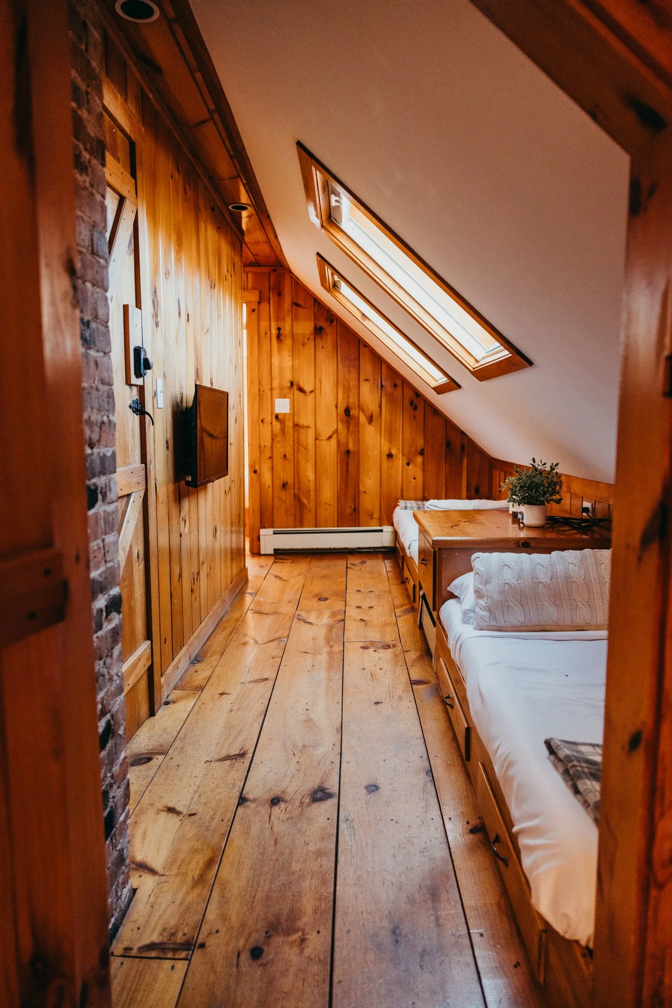 Bear mountain inn #3-179_(2048).jpg