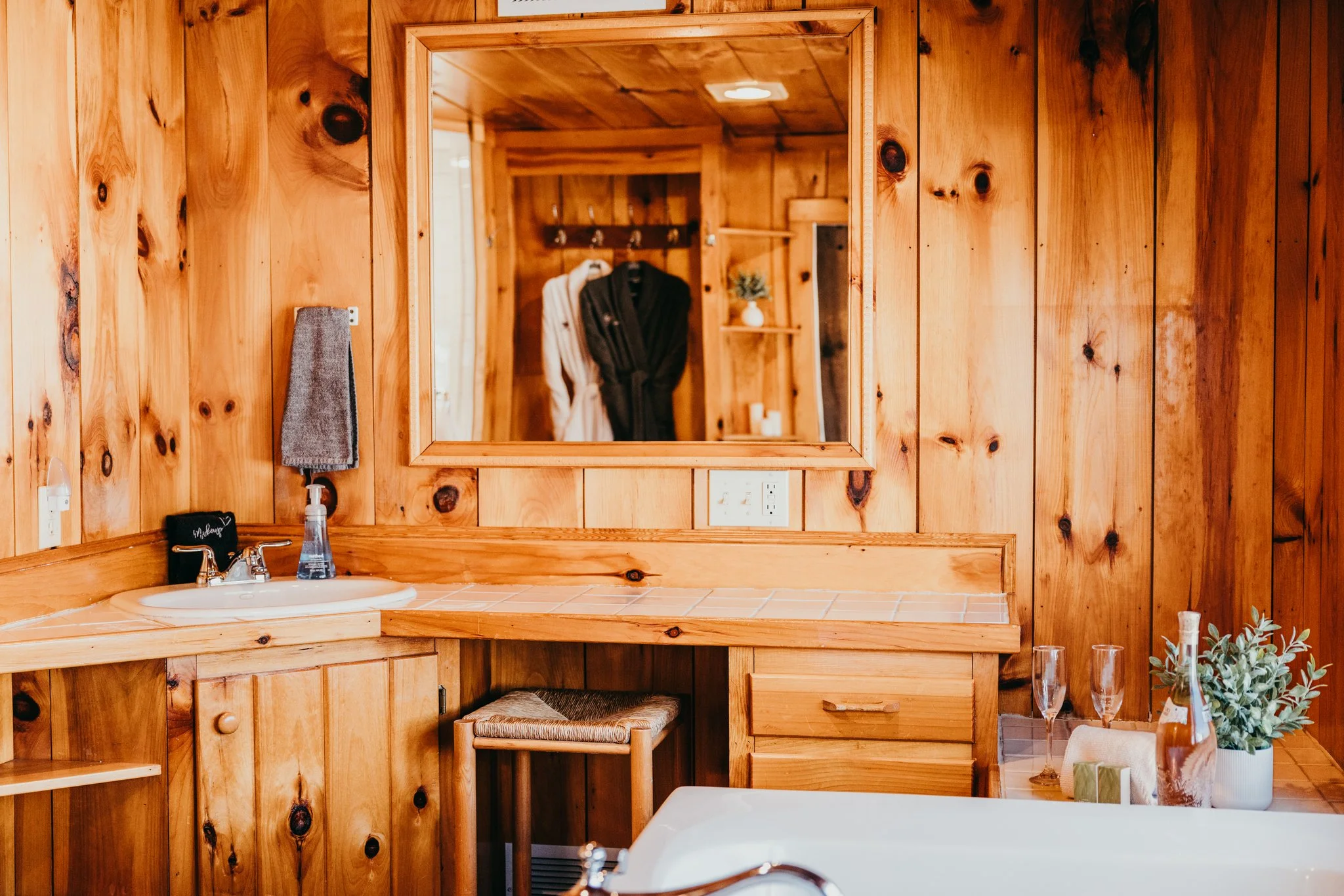 Bear Mountain inn #4-105_(2048).jpg