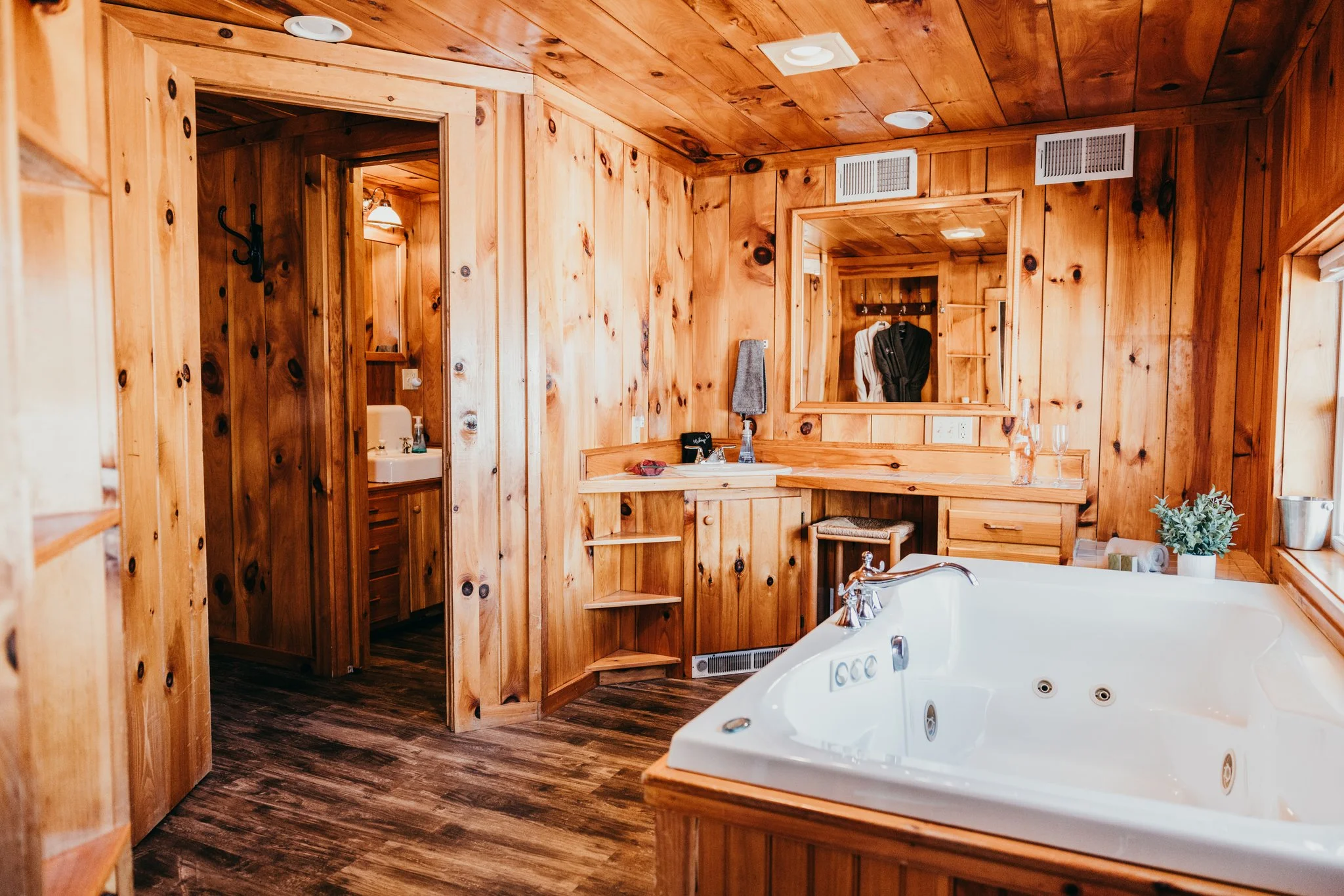 Bear Mountain inn #4-116_(2048).jpg