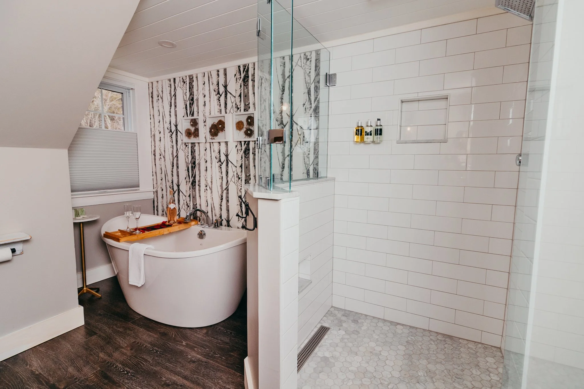 This or the other one that looks similar can go 