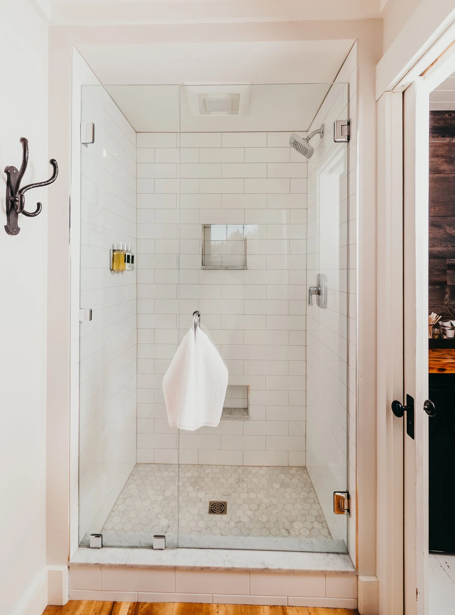 Bear mountain inn rooms-42_(2048).jpg