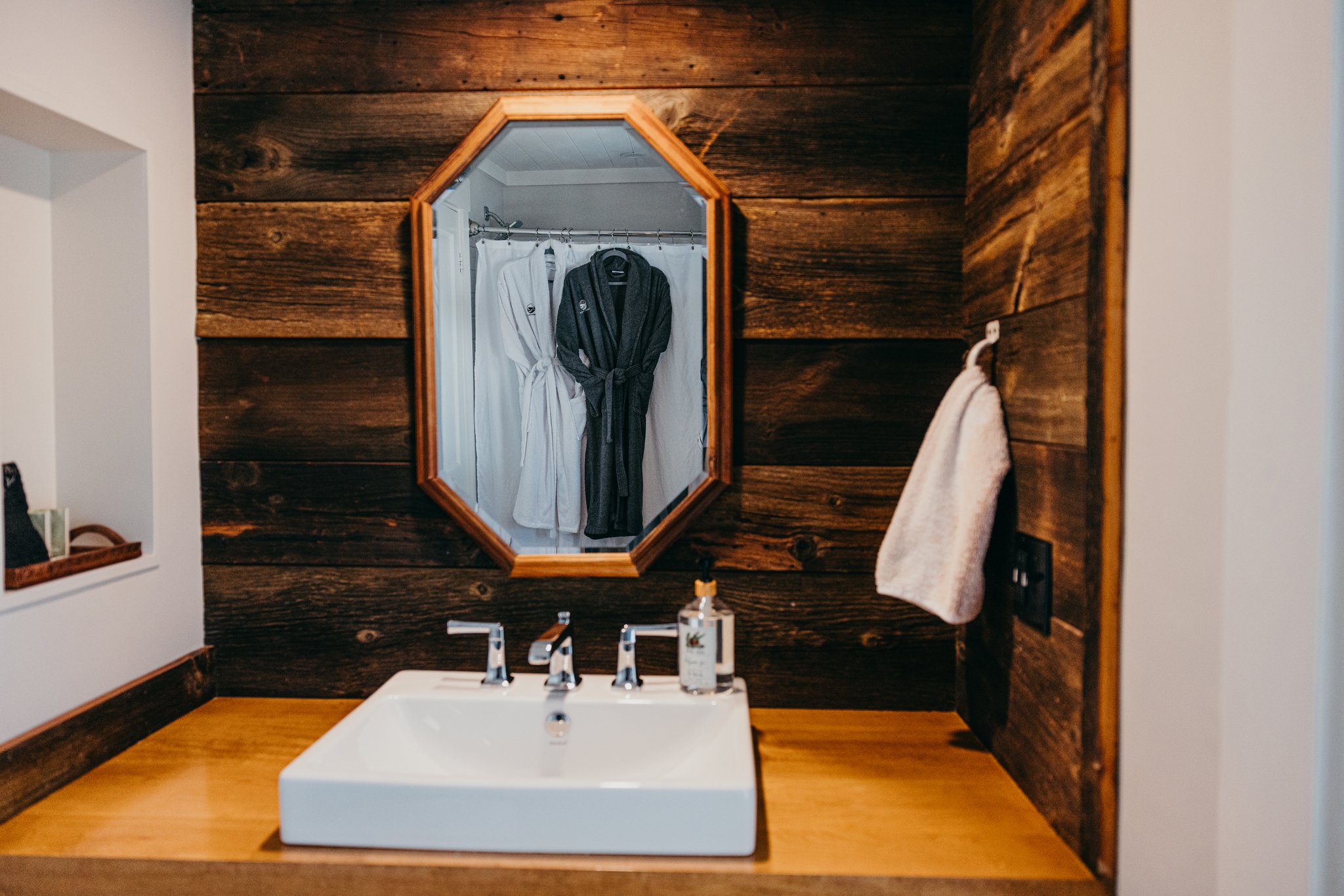 Bear mountain inn #3-86_(2048).jpg