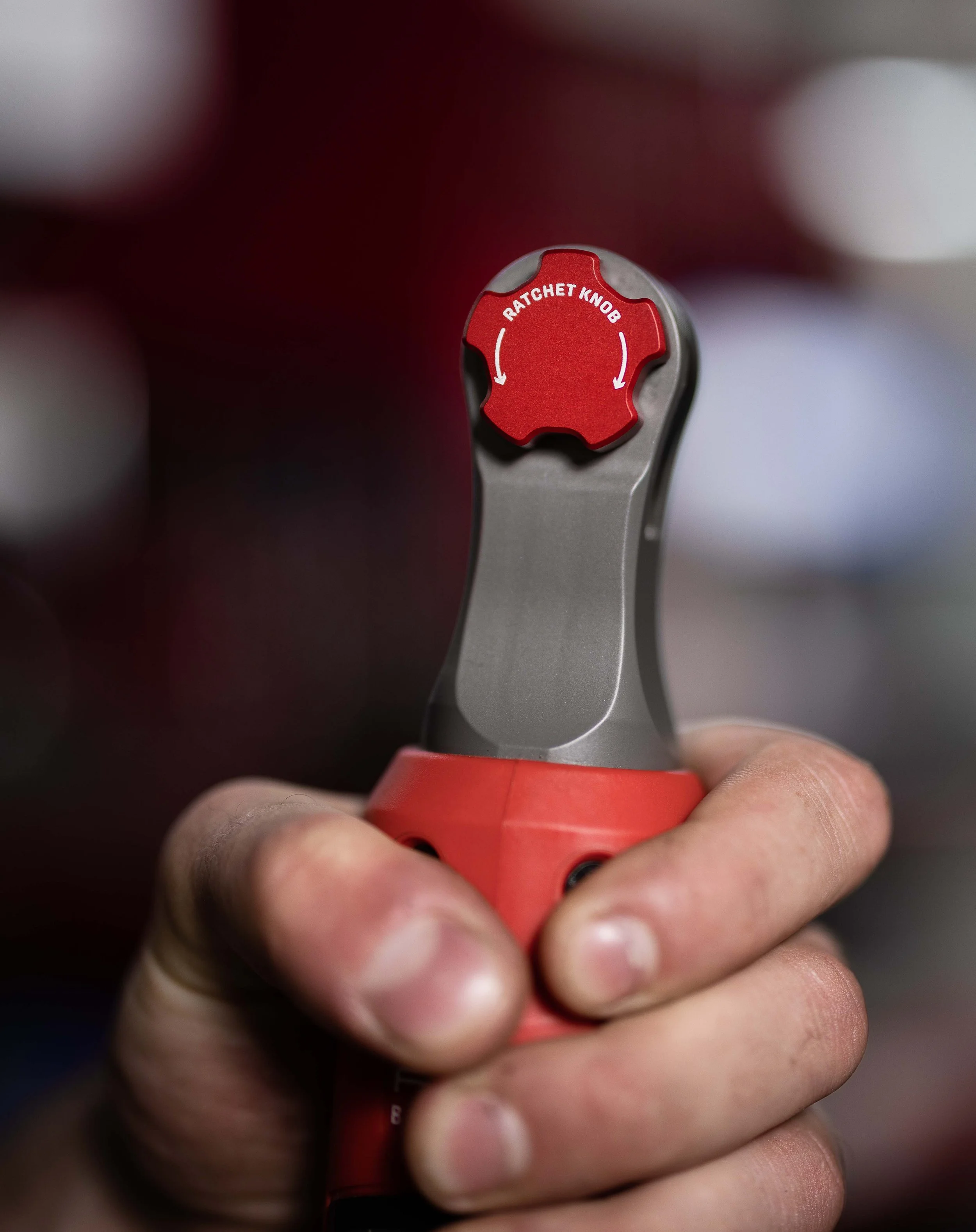 Ratchet Knob™ | One Finger Reversible Ratchet Adapter