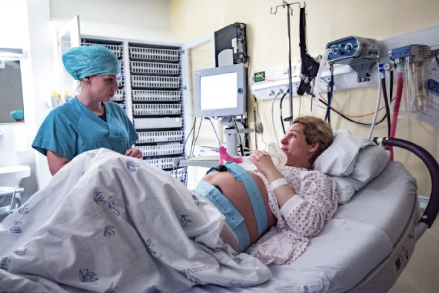 Why Is Birth So Medicalized in the U.S.? Understanding the Connection Between Medicalization, Maternal Mortality, and Midwifery Use