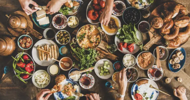 What’s Safe to Eat During Pregnancy?