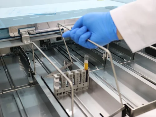 Rack de muestras y automatización de laboratorio