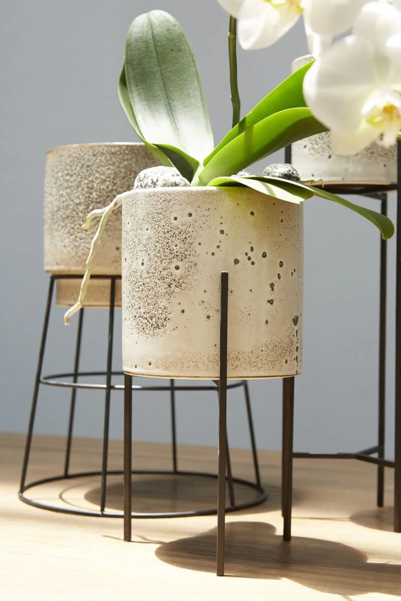 Veranda Pot with Stand (5).jpg
