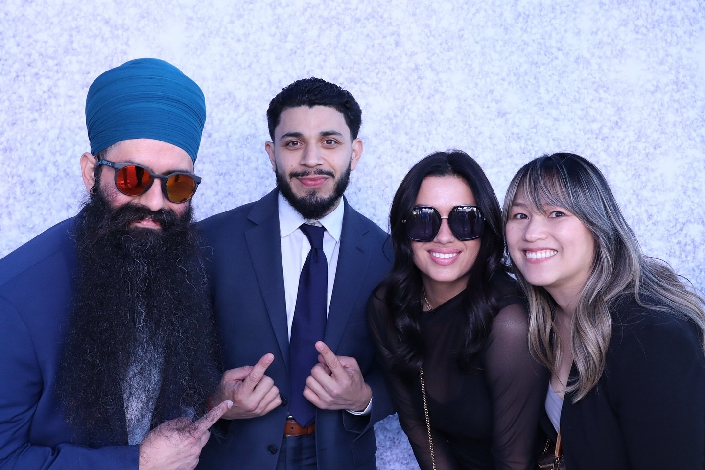 ✨Only good times here 📸
Backdrop: Silver Shimmer
📆Thinking about booking but not sure what is right for you. Send us a DM ! We’ll answer any questions!
📲Call/ Text us at (206)-771-7537, Dm, email 📧 @am_idealimages
#photobooth #seattl