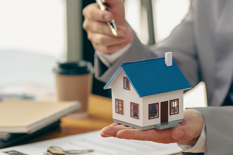 Pros and Cons of having Interest only Repayment on an investment property