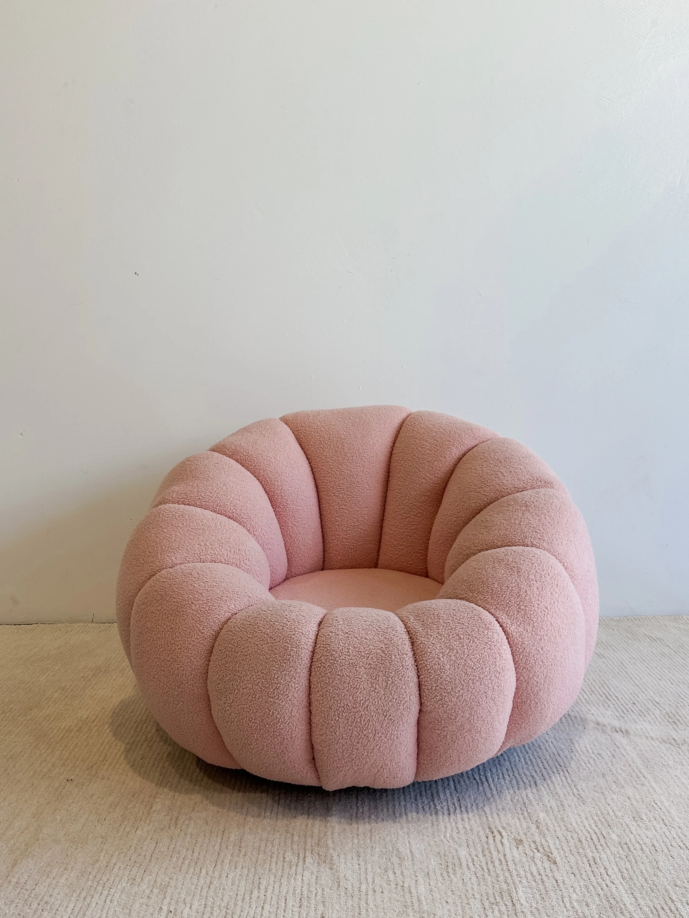 Pink Swivel chair 