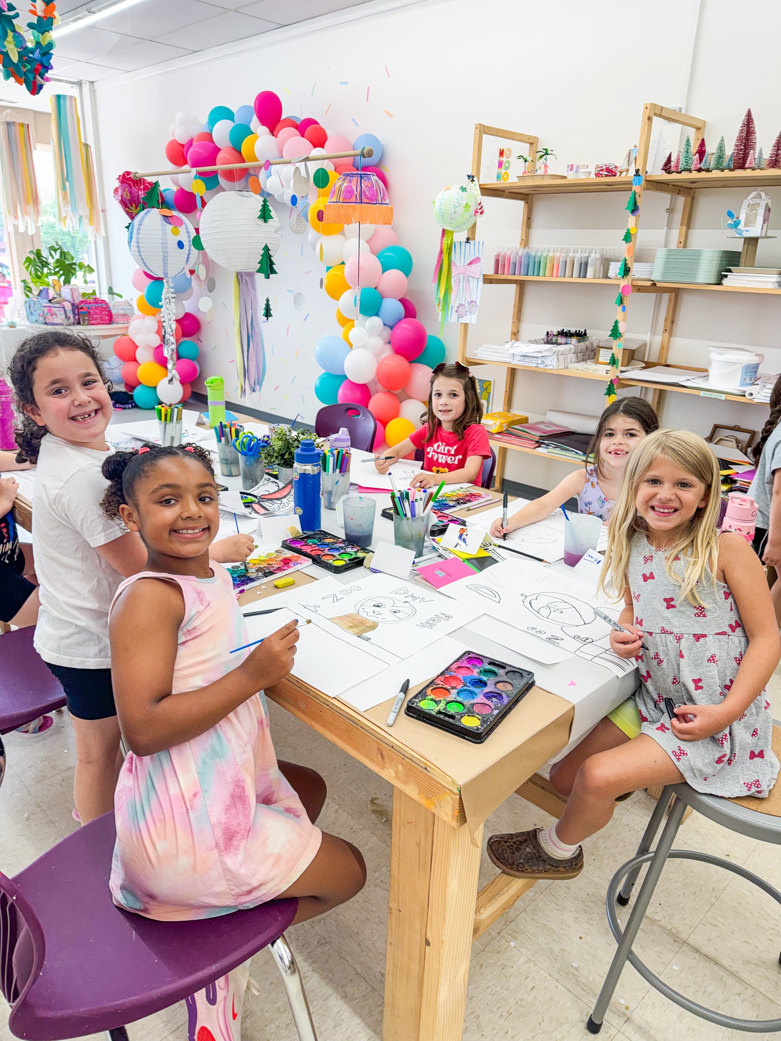 Creative art classes where kids & tweens can make, explore, learn and find their people.