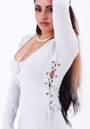 Vicky_Image2-180x257.jpg