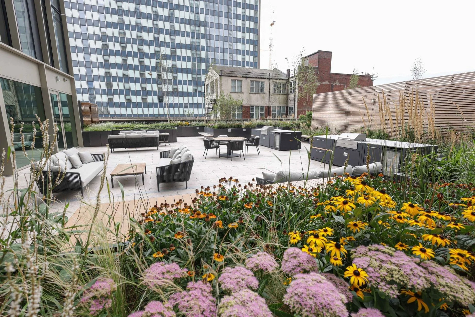 0_NWP_BEM_220822_Moda21_NO PERMISSION.jpg