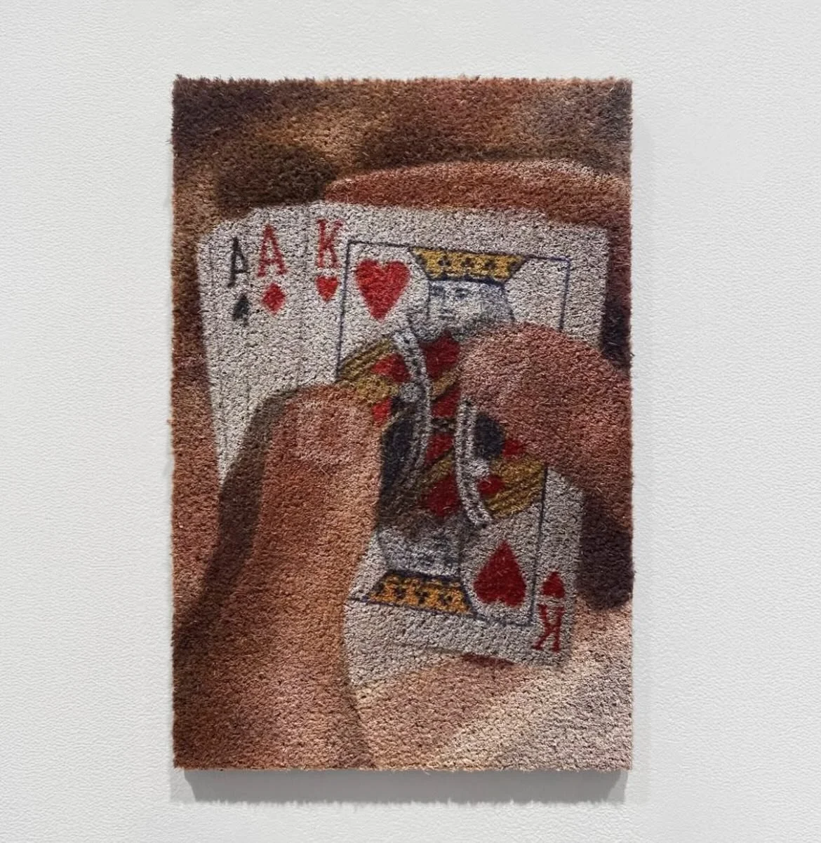 Lucky, 2025. Oil and spray paint on coir, 40 &times; 60cm by @willotoole.art 
.
.
.
.
.
.
.
.
#contemporaryart #sculpture #painting #featuredartist #artistfeature