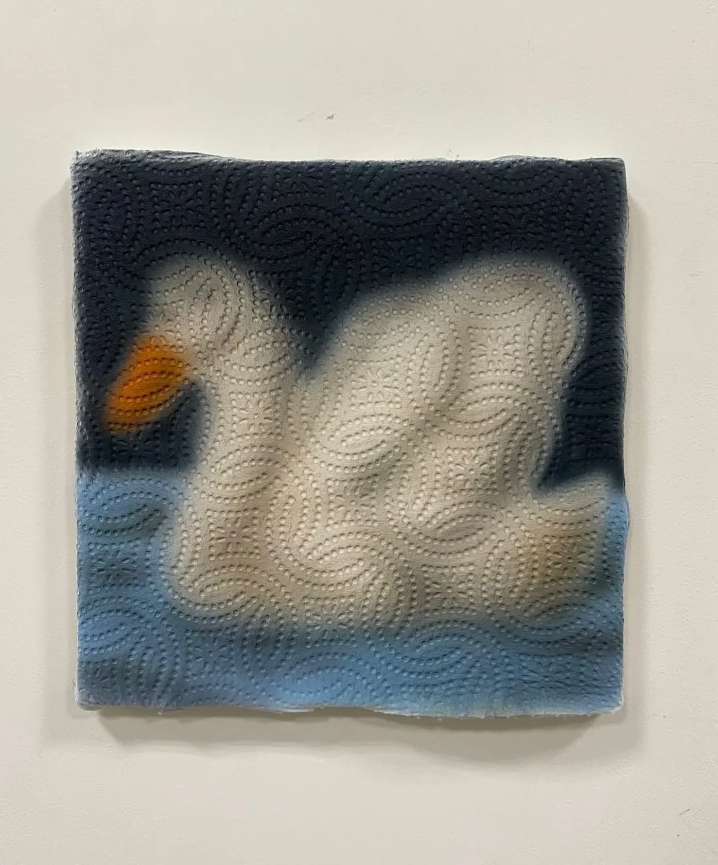 🦢on paper towel by @we._.ep. Not for sale. DM to join us, feature you art.💌
.
.
.
.
.
.
.
.
.
.
#contemporanyart aryart #artonpaper #artist #art #kitchentowel #artonfabric #contemporary #contemporarypaintings #contemporary_art #contemporaryprintmak