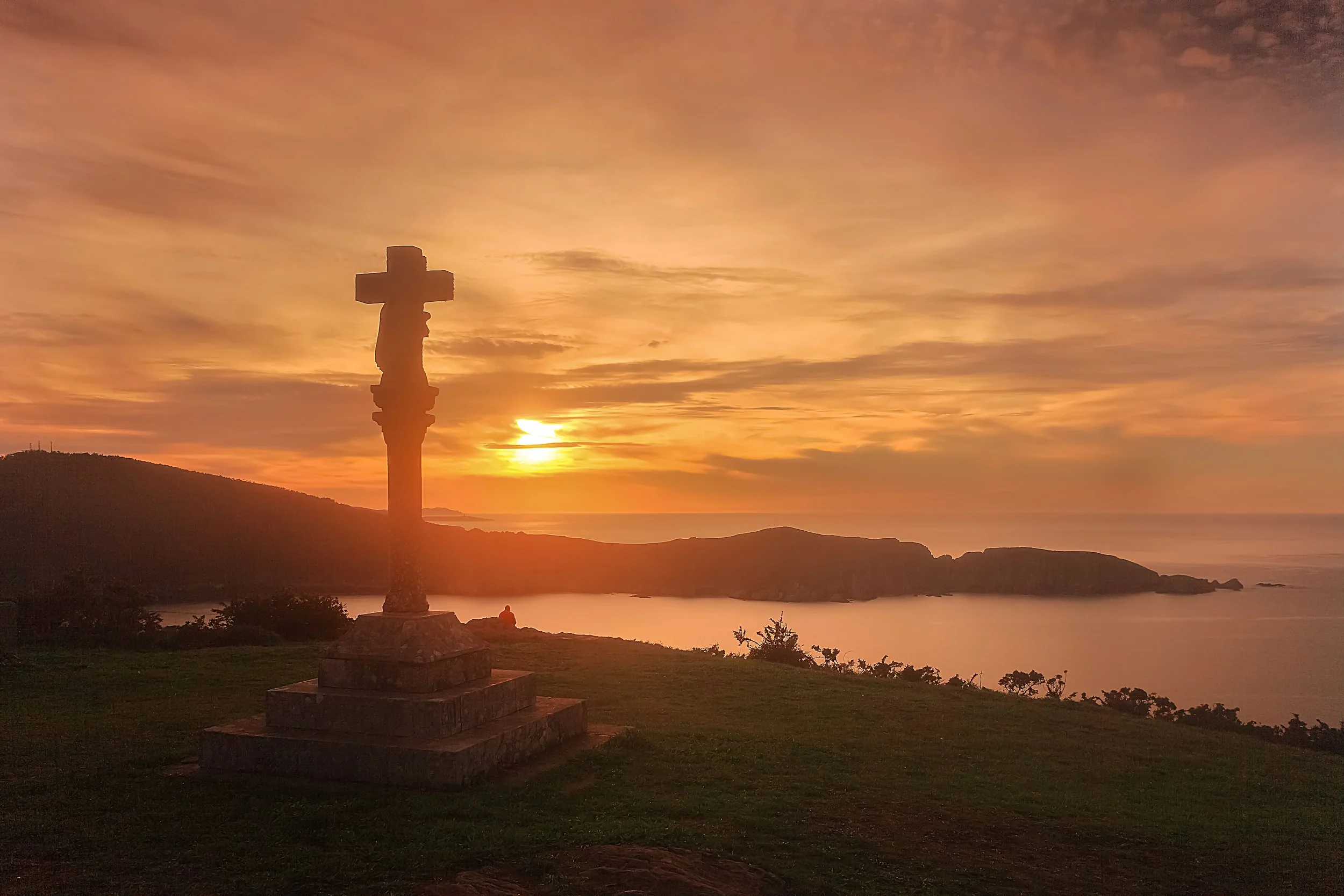 Viasta de un atardecer atlántico desde San Antón de Corveiro, Cedeira, Geoparque Cabo Ortegal, Galicia