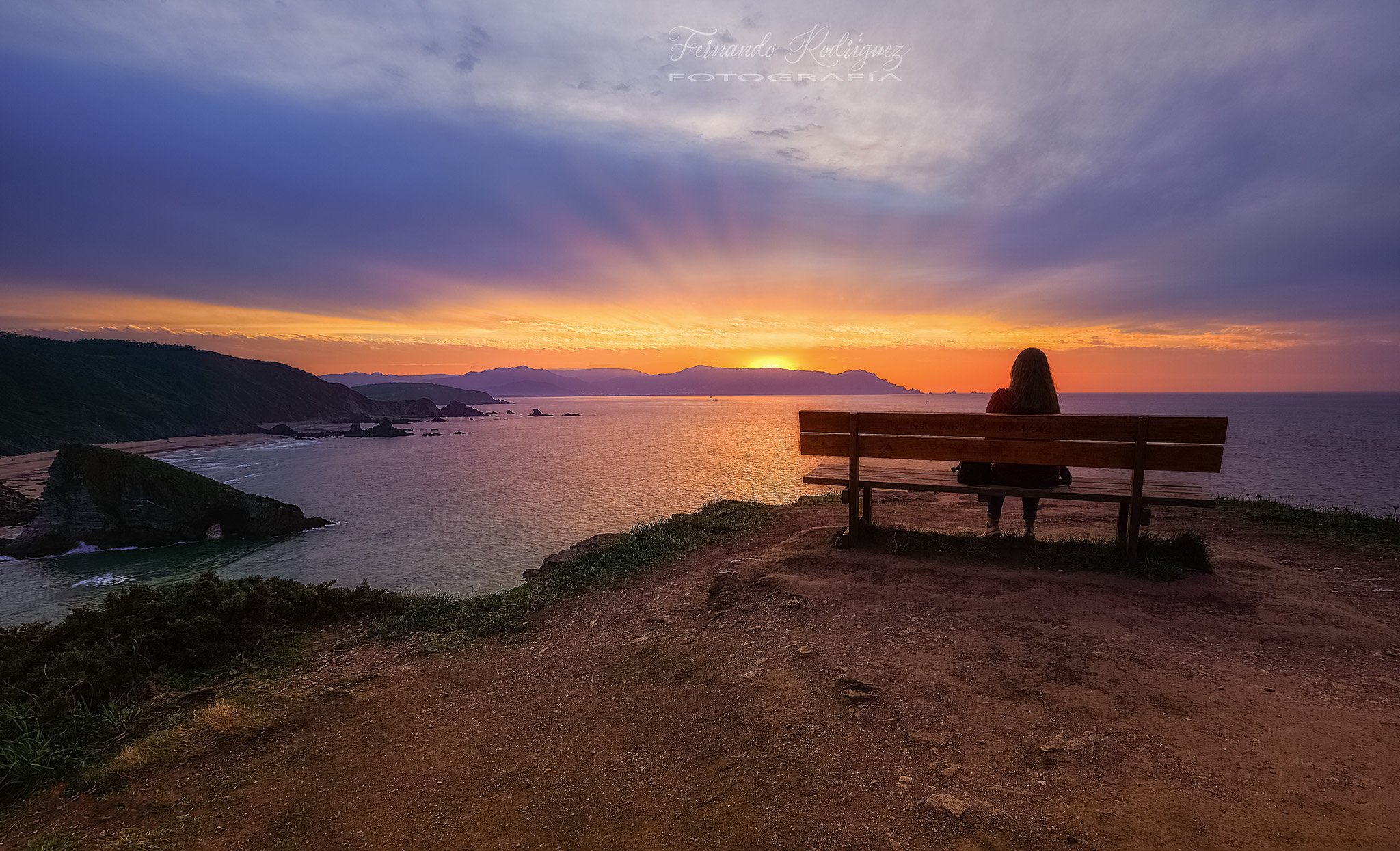 Hermoso tardecer en El Banco Más Bonito del Mundo, Loiba, Ortigueira, Galicia