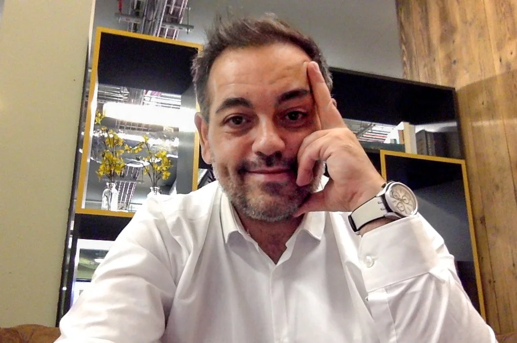 Quién Es Jay Lorenzo?