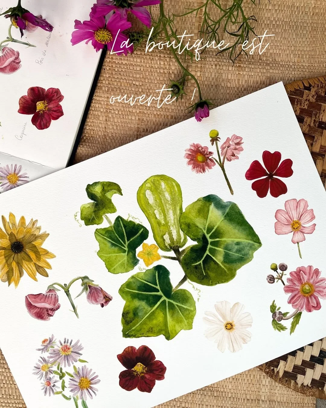 Surprise! Je travaille depuis des semaines dessus et elle est enfin pr&ecirc;te! 
Je parle de ma boutique en ligne, bien s&ucirc;r! 
.
Vous y retrouverez les reproductions de mes meilleures pi&egrave;ces, ainsi que quelques nouveaut&eacute;s, dont ce